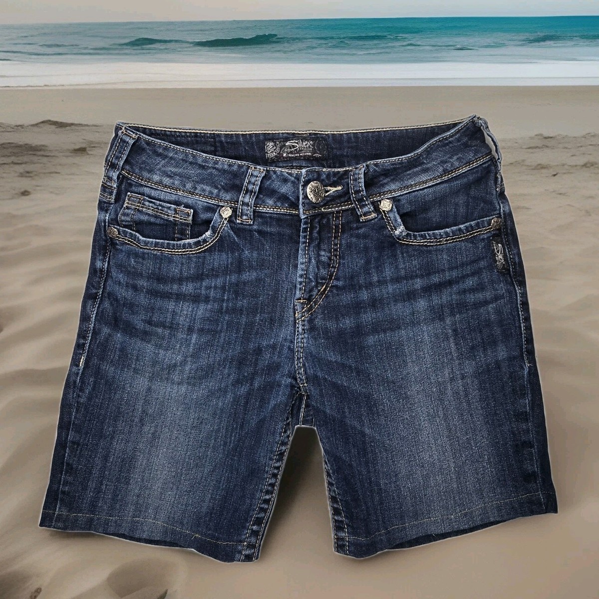 Silver Jeans Denim Low (6.5-8.5 in) Rise Shorts for Women