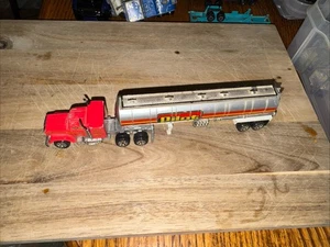 Road champions Pilot Semi Truck - Picture 1 of 4