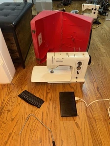 Restored Bernina 830 Sewing Machine. Extension Table. Knee Lift. Nice. GI - Picture 1 of 21