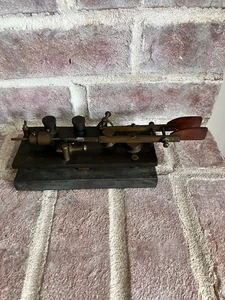 Vintage Morse Code Telegraph Key Signal Device - Picture 1 of 3