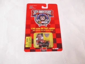 RACING CHAMPIONS 50TH ANNIVERSARY LAKE SPEED CARTOON NETWORK 1/144 - Bild 1 von 2