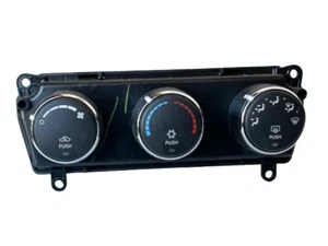 2008 2009 Jeep Liberty A/C Heater Climate Control Unit P: P55111829AE OEM ! - Picture 1 of 4