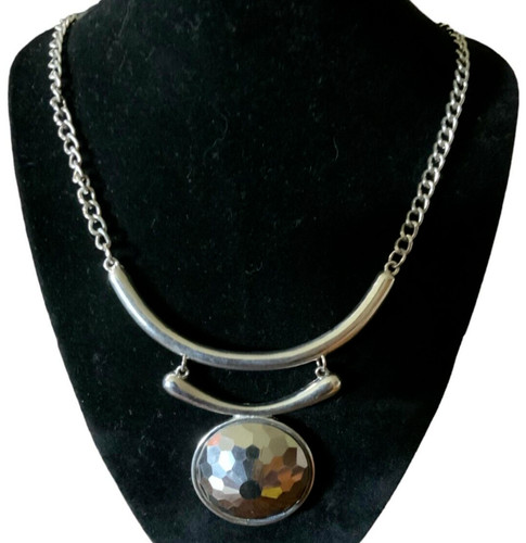 VETEMENTS Collana Stile Girocollo Silvertone 2 Barra Medaglione Orizzontale 17 in 3 in Estensore