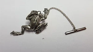 Frog Climbing Tie Pin With Chain English Pewter Handmade In Sheffield PP-A03 - Picture 1 of 1