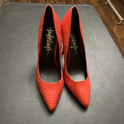 Sapatos Taylor Says American Skull tamanho 10 *NOVO*. - Imagem 1 de 4