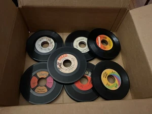 # 3 Lot Of 70  45 ‘s Various Artist Mixed Music!! - Foto 1 di 2