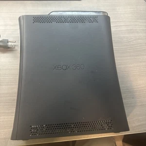 Microsoft Xbox 360 Elite 120GB Konsole - Schwarz (ohne Power Brick) - Bild 1 von 8