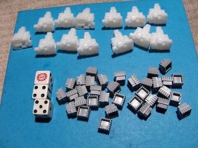 Monopoly Lord of The Rings Trilogy Edition Replacement Parts houses hotels dice - Image 1 of 3