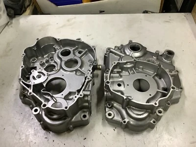 90 cajas de manivela de motor Suzuki DR 250 1990 Foto 1 de 4