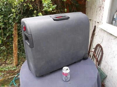 CARLTON Black Hard Shell 2 Wheeled Pull Along Suitcase With Combination Lock - Image 1 of 4