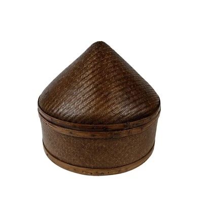Caja de sombreros de bambú tejida de la dinastía Ching del siglo XIX  Foto 1 de 4