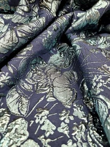 Tela de brocado floral metálica azul agua (60 in) Vendido por yarda azul marino - Imagen 1 de 12