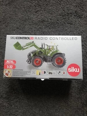 SIKU CONTROL Fendt 939 Frontlader Nr:6769 OVP Ladegerät Akku Komplettset - Bild 1 von 4