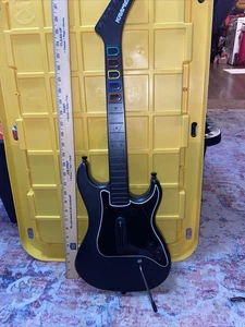 PS2 Guitar Hero Red Octane Kramer Striker Chitarra wireless - Foto 1 di 4