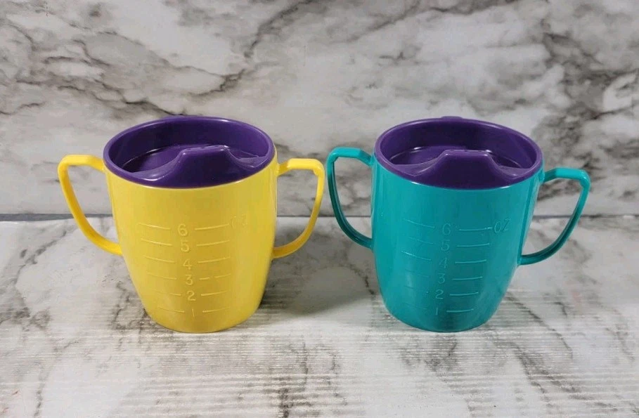 Taza Gerber Graduates 2 manos 6 oz. Vintage 1992 / Juego de 2 Foto 1 de 4