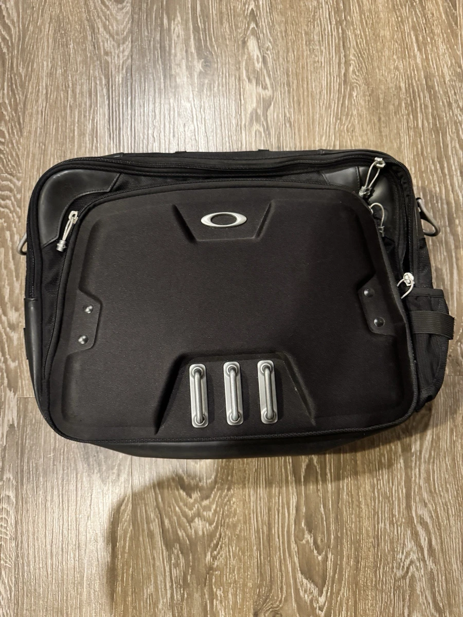 Oakley Messenger Bag for sale | eBay