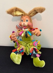 Katherine’s Collection Wayne Kleski grün & rosa Jester Bunny Hase mit Flügeln - Bild 1 von 7