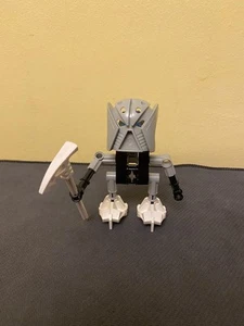 LEGO Bionicle - 8544 Turaga Nuju - No Rubber Band - 2001 Retired Vintage - Picture 1 of 4