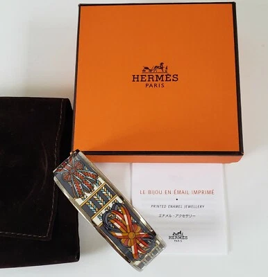 AUTHENTIC HERMES ENAMEL RUBANS DE CHEVAL MEDIUM BRACELET GREY SIZE 65 - USED - Image 1 of 4