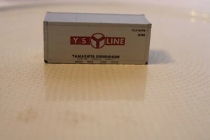 HO Scale Walthers, 20' Container, YS Line Yamashita Shinnihon, Silver - Bild 1 von 4