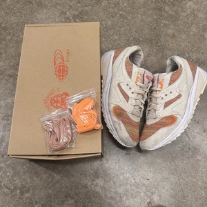 Saucony Grid 8000 Foot patrol Beams Only In Tokyo Size 11 Men’s - Picture 1 of 16