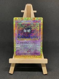 Gastly 75/130 Base Set HOLO Prisma Vintage Pokemon Vending Pegatina Dorada - Imagen 1 de 4