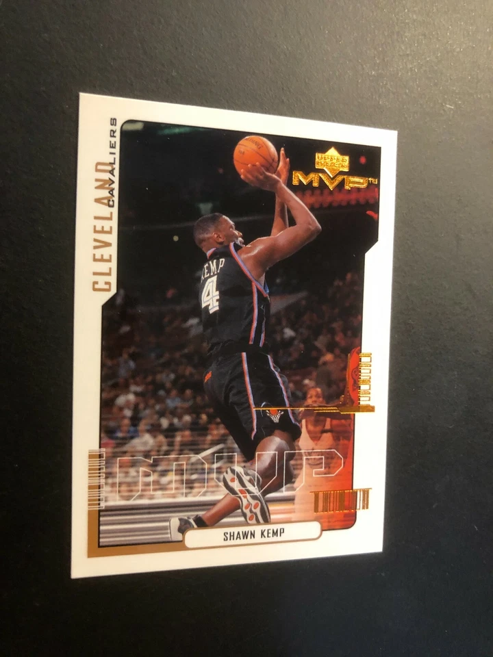 2000 SHAWN KEMP  Upper Deck MVP  Basketball Card # 29 Made in USA - Image 1 of 4