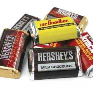Barrette di cioccolato in miniatura Hershey - scegli una taglia unica! - Spedizione accelerata gratuita - Foto 1 di 2