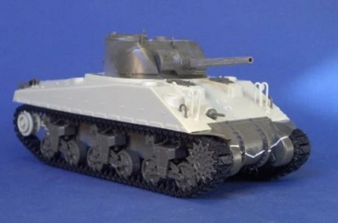 1/35 French M4A4 ex-DD Conversion kit for Tasca/Azuka Model Sherman V #35-016 - Image 1 of 1