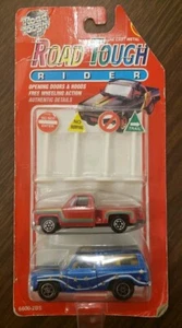 2 Stück ROAD TOUGH Rider Druckguss Metall Vintage Walmart Spielzeug 4,5" Chevy Trucks Neu aus altem Lagerbestand  - Bild 1 von 2