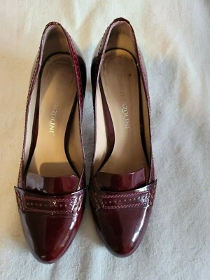Zapatos para mujer de charol borgoña talla 36 1/2 euros de Carlo Pazolini Foto 1 de 4