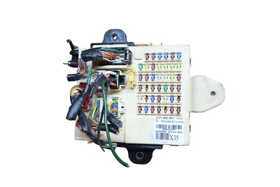 KIA SORENTO MK2 FUSE BOX INTERIOR FRONT 2.2 DIESEL 2010-2014 954002P921 - Image 1 of 3