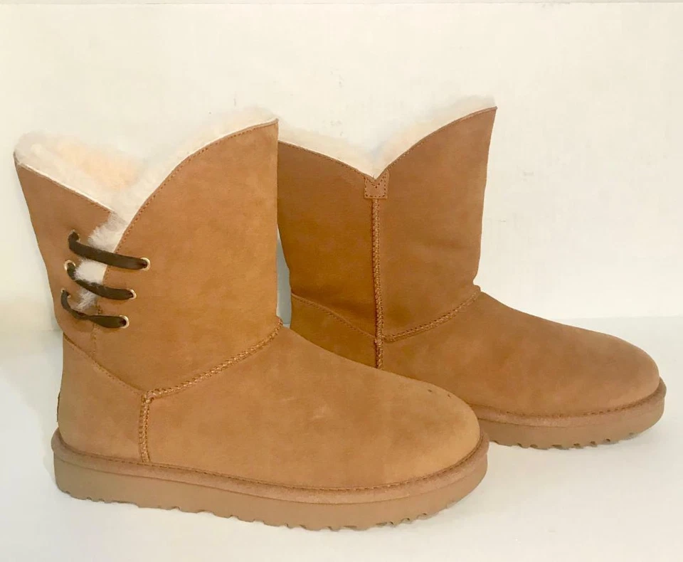 BRAND NEW $170 UGG AUSTRALIA WOMEN'S CONSTANTINE CHESTNUT ANKLE BOOTIE- 11 - image 1 of 4