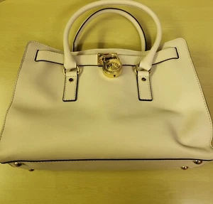 Michael Kors Ladies Beige Leather Style Big Lovely Handbag.. USED.. - Picture 1 of 14