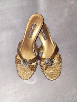 Sandalia Kauai de cuero bronce Brighton (talla 7) tacón de gatito sin cordones Foto 1 de 4