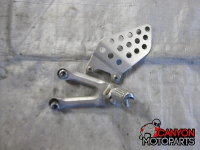 06 07 Juego de clavija delantera izquierda para conductor Honda CBR 1000RR Foto 1 de 2