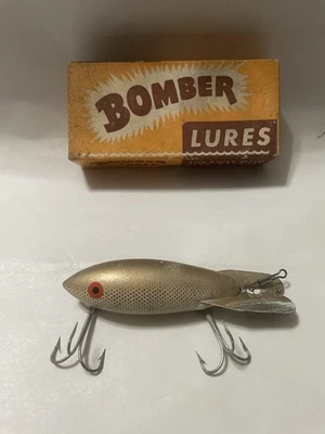 Vintage Bomber Fishing Lure W/ Box Style (85) Color (G38) Bomber - Image 1 of 4