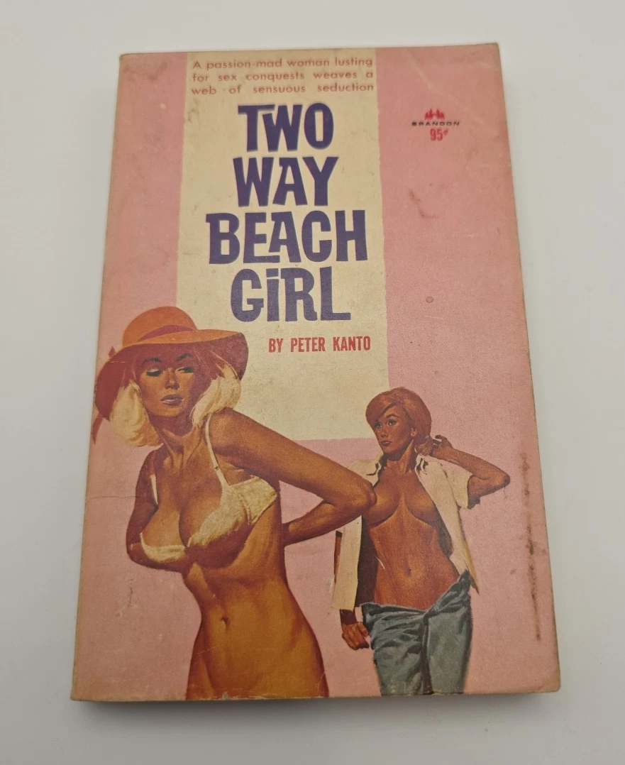 Шұлықтардағы жетілген томпақ порно