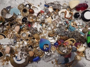 195 EINZEL OHRRINGE PIERCING MATERIALMIX KONVOLUT VINTAGE - Bild 1 von 11