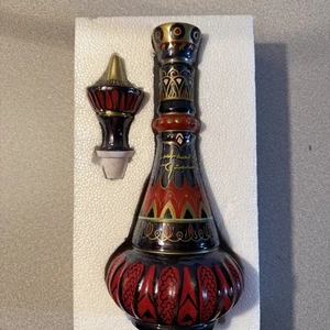 Barbara Eden Signed I Dream Of Jeannie Genie Bottle Character Name & BAS - Foto 1 di 14