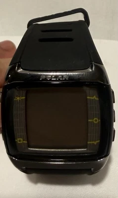 Reloj digital de frecuencia cardíaca Polar Flow FT60 WR 30M/Negro- Unisexo Foto 1 de 4