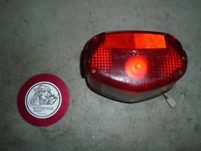 1978  SUZUKI GS750E TAIL LIGHT ASSEMBLY  — 第 1/4 张图片