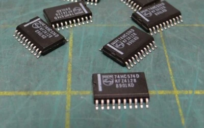 5 Count Philips 74HC/HCT574 Octal D-type flip-flop positive edge-trigger - Image 1 of 3