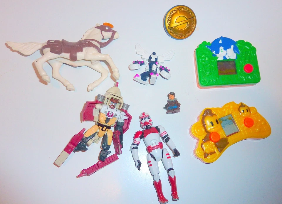 Lote de juguetes vintage - Star Wars, Power Rangers Transformers, Sonic, Sega ver fotos Foto 1 de 4