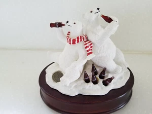 Coca Cola Polar Bears Music Box Figurine 1990's Heritage Collection 6x6 - Picture 1 of 8