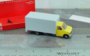 Busch 89117 Ford E-350 Box Truck Yellow HO 1:87 Scale - Picture 1 of 3