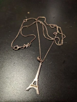 Collar Agatha de plata de ley La Torre Eiffel Foto 1 de 3