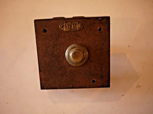 Antique French Door Lock   -   Iron.      G - Picture 1 of 2