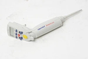 Eppendorf Research Pro-Elektronische Pipette 100uL keine Akkuleistung geprüft - Bild 1 von 3