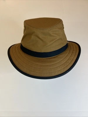 Tilley Hat TWC7 Waxed Cotton Brown With Navy Band Size 7 1/4 - Image 1 of 4